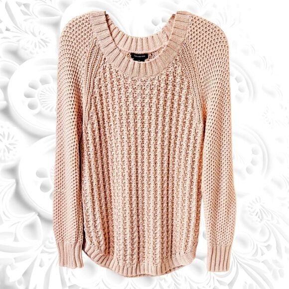 CALVIN KLEIN JEANS New  Round Neck Cable Knit Pink Rose Sweater SIZE Large - Picture 1 of 12